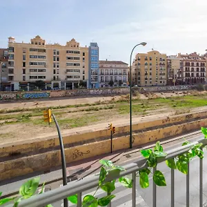precioso-apartamento-con-aparcamiento-gratuito.hotelsinnerja.org/